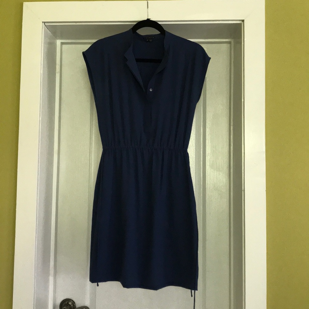 Blue Theory dress size Small